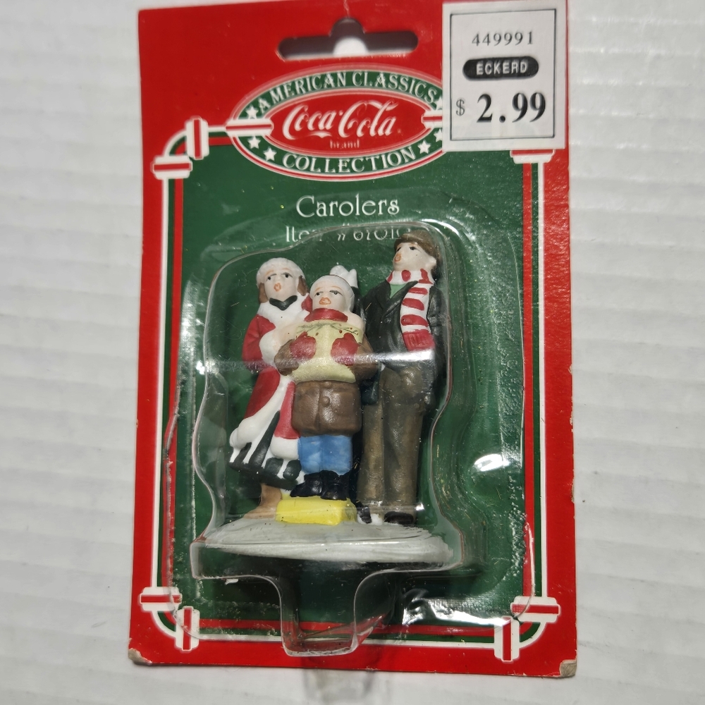 Coca-Cola‎ Town Square Collection Carolers Figure